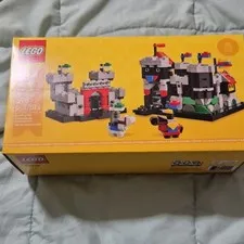 LEGO Castle Mini Knight's Castle 40775 Limited Edition Set 590 pcs 18+