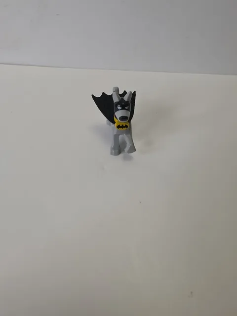 LEGO Set 76110 Superheroes Ace The Bat-Hound Dog Minifigure W/ Cape Batman DC 