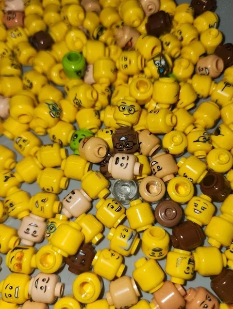 NEW LEGO® LEGO Minifigure lot of 10 Different Heads Mini fig figure random Mix