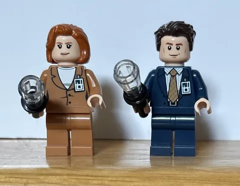 LEGO 21369 X-Files Scully AND Mulder MINIFIGURE from XFiles Ideas set