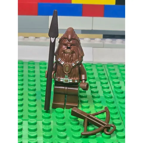 LEGO Star Wars Wookie Warrior Minifigure - SW0132 HAS SMALL CRACK