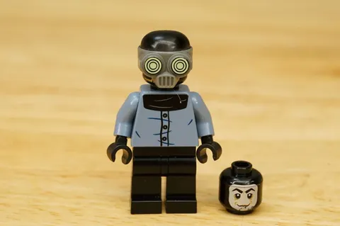LEGO Minifigure INCR007 Screensaver Disney Incredibles Disney Villian