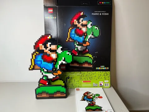 Lego Super Mario World Mario & Yoshi 71438 PRE-BUILT