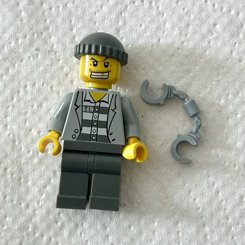 Lego City Police Prisoner Mini Figure & Handcuffs Cty0206 Fig 007797 Gold Tooth