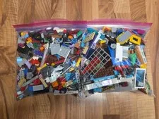 Lego bulk lot over 4.5 lbs mixed no figures READ