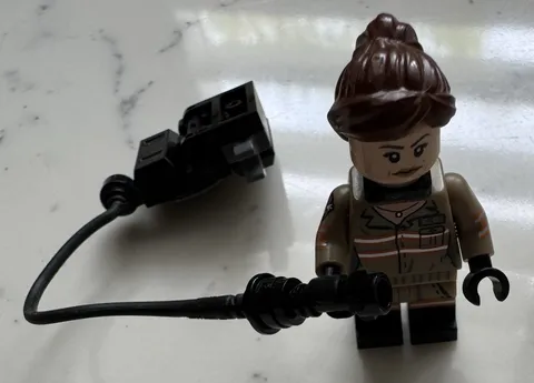 Ghostbusters minifigure with proton pack #ghostbusters #lego