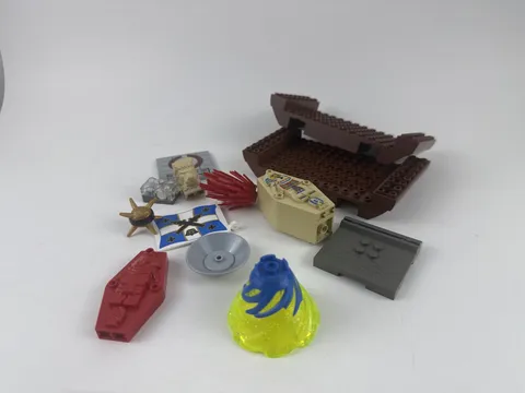 Lego Rare Parts Lot 40$+ Value, Parts from Star Wars pirates And castle