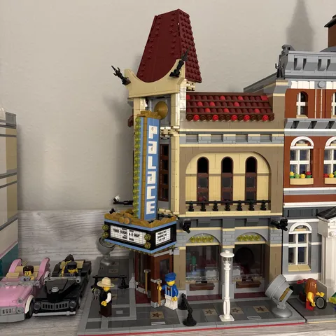 Lego Palace Cinema 10232 Complete Set With Instructions No Box