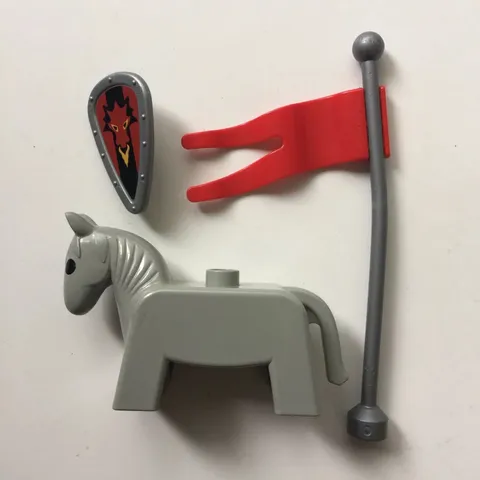 Lego Duplo - Knight Castle - Grey Horse, Flag, and Knight Shield