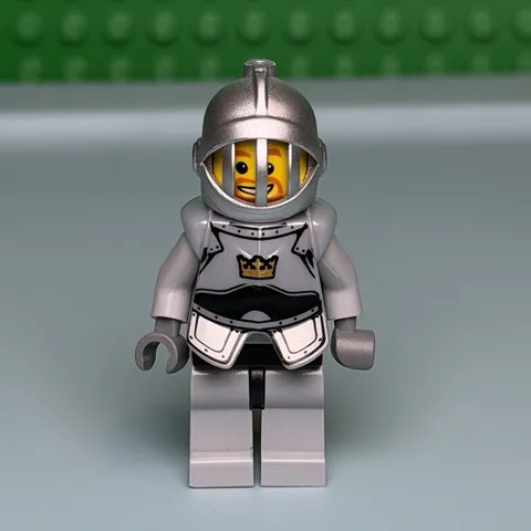 Lego Crown Knight Minifigure cas380 Castle 852271 CMF Rare Retired Fantasy F12