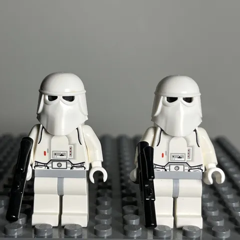LEGO Two Star Wars sw0115 Snowtrooper Hoth Stormtrooper Minifigure Lot Of 2 2D