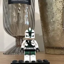 LEGO Star Wars Clone Trooper Minifigure. Phase 1 Commander Gree