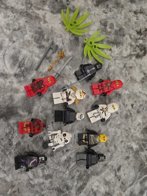 ninjago lego minifigure Lot 11 Total 2 Missing Pcs Plus Some Accessories 