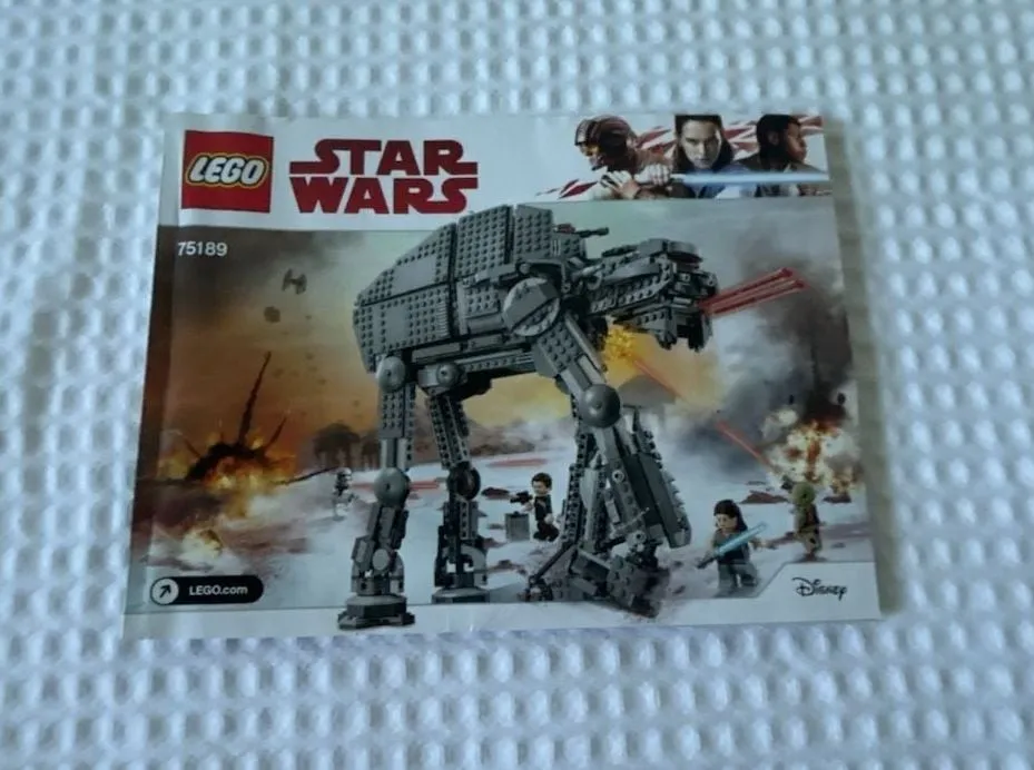 LEGO Star Wars First Order Heavy Assault Walker 75189 Instruction Manual