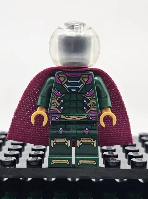 LEGO Marvel Minifigure Genuine Mysterio sh580 SuperHeroes set 76128 RETIRED