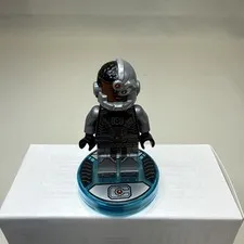 LEGO Dimensions DC Superheroes CYBORG minifigure with disc