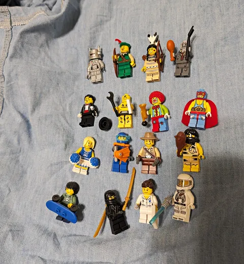 LEGO CMF Series 1 Complete Collectible Minifigure Collection RARE Set of 16