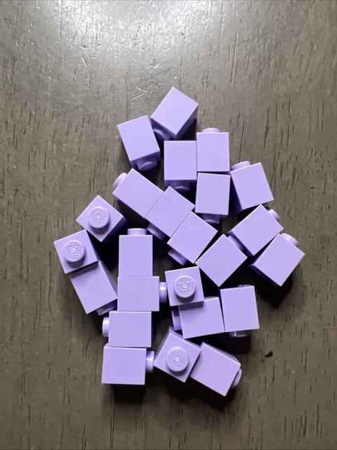 LEGO 3005 Lavender Brick 1x1 - 24 Pieces