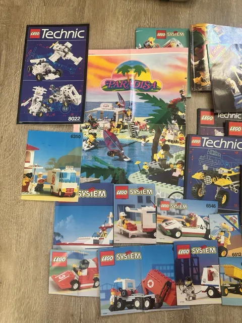 Huge Vintage Lego Instructions Manual Lot (Technic, Posters, Catalogs, Systems)