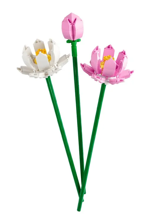 LEGO flower kit 'Lotus Flowers' from the series 'Botanicals'