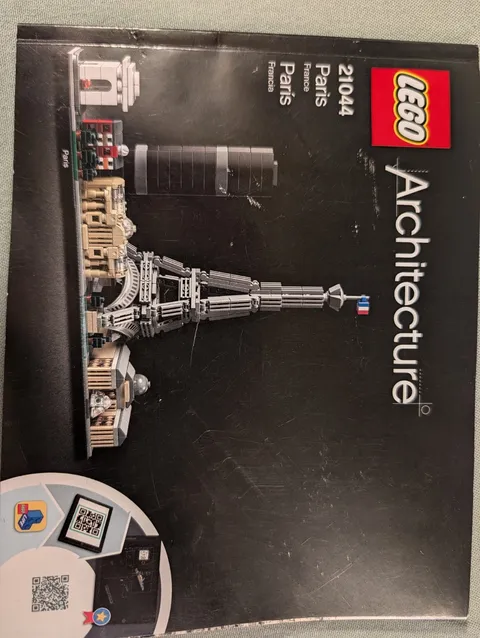 LEGO Architecture Paris France 21044 Instruction Manual (No Blocks Included)