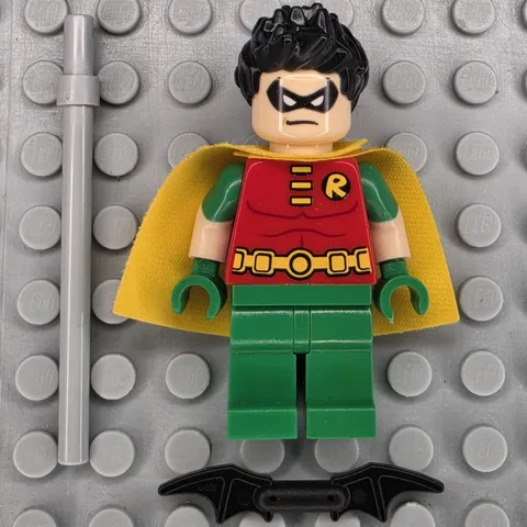 Lego DC Super Heroes Minifigure SH0200 Robin Molded Short Sleeves