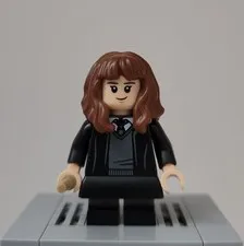 LEGO Harry Potter | Hermione Granger - Hogwarts Robe Minifigure | hp378 | 76426