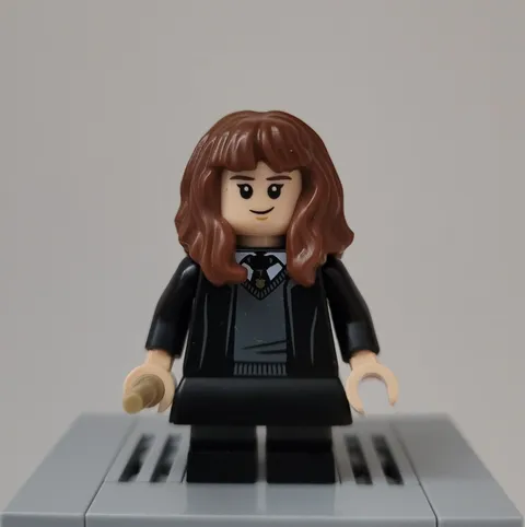 LEGO Harry Potter | Hermione Granger - Hogwarts Robe Minifigure | hp378 | 76426