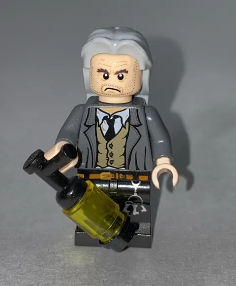 Lego Harry Potter ARGUS FILCH MINIFIGURE hp097 4842 Hogwarts Castle Lantern VGC!