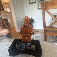 LEGO ugha warrior Minifgure