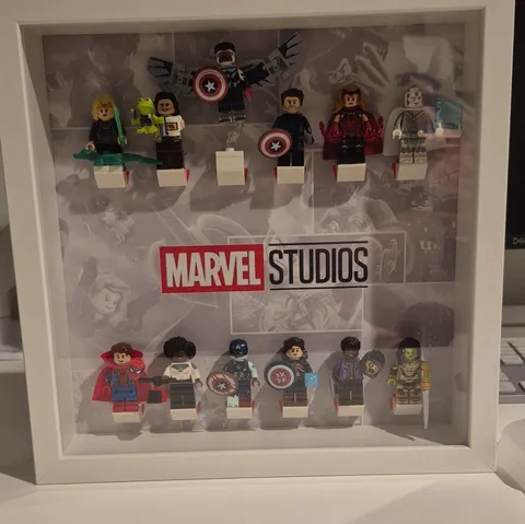 LEGO Marvel Studios Minifigures Display Captain America Falcon Loki Spider-Man