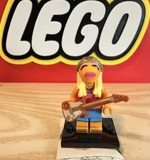 Lego The Muppets Janice Minifigure With Accessory