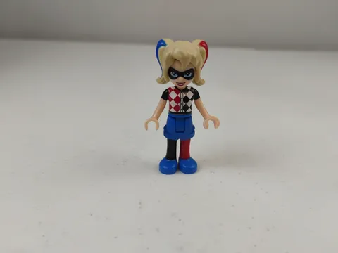LEGO DC Super Hero Girls Harley Quinn from set: 41231 Harley Quinn Mini Fig