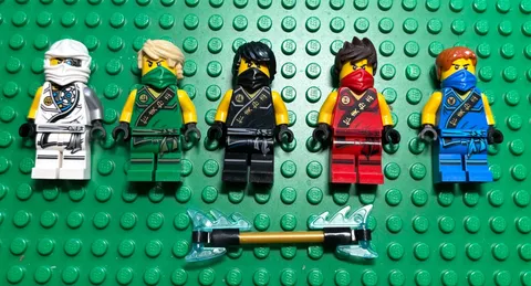 Lego Ninjago Minifigure lot of 5 Tournament of Elements W/ RARE ZANE! 853544