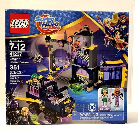 LEGO DC Super Hero Girls 41237 Batgirl Secret Bunker