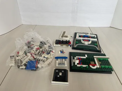LEGO USED 21054 Architecture The White House Model Kit NO INSTRUCTIONS, Uncounte