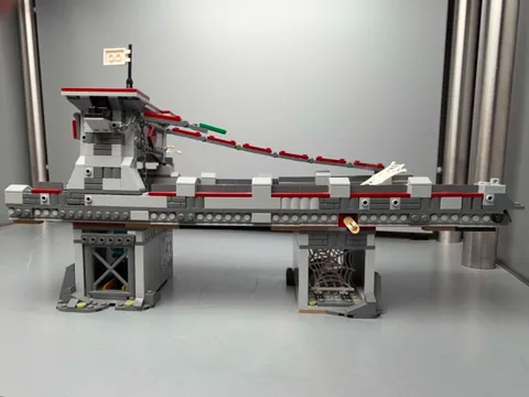 USED LEGO Spider-Man Ultimate Bridge Battle 76057 NO MINIFIGURES Not Complete