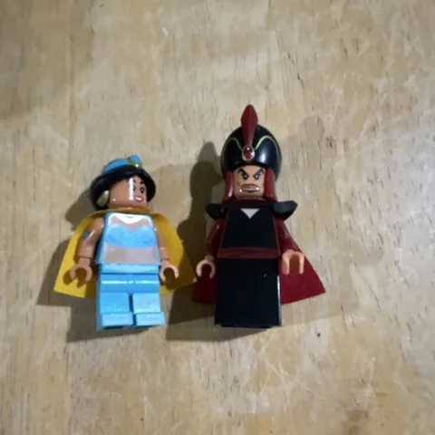 LEGO Disney Aladdin Minifigures Lot of 2: Jasmine & Jafar with Capes