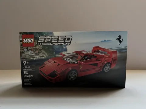 LEGO Speed Champions: Ferrari F40 Supercar (76934) Brand New Factory Sealed