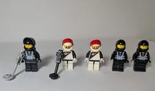 LEGO Space Blacktron 5 Minifigs 2 of sp0036 and 3 of sp001 with 2 metal detector