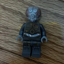 LEGO Minifigure 4-LOM with underarm injuries and small back of foot injuries