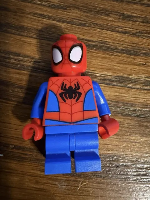 LEGO SPIDER MAN SPIDEY MINIFIGURE WITH FREE SHIPPING