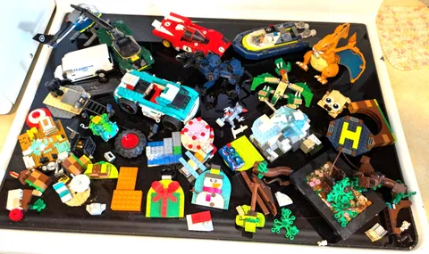 Large LEGO Lot ---Vehicles---Cars---Helicopter---More---LOT B