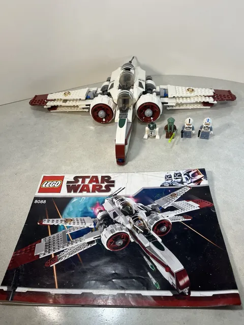 LEGO Star Wars: ARC-170 Starfighter (8088), Complete