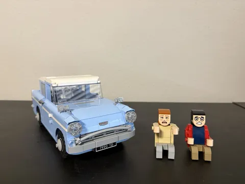 LEGO Harry Potter Enchanted Flying Ford Anglia™ Toy Car (76470)