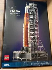 LEGO Icons: NASA Artemis Space Launch System (10341)