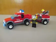 Lego City Off Road Fire Rescue Pickup Truck 7942 w/Mini Fig