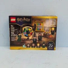 LEGO Harry Potter Hogwarts Castle Sorting Hat Ceremony Building Set 124Pcs 76460