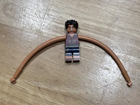 LEGO Monkey D. Luffy Stretched Arms Minifigure 75638 Battle at Arlong Park 