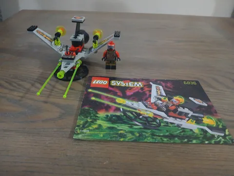LEGO Space: V-Wing Fighter (6836) 100% Complete w Minifigures & Instructions
